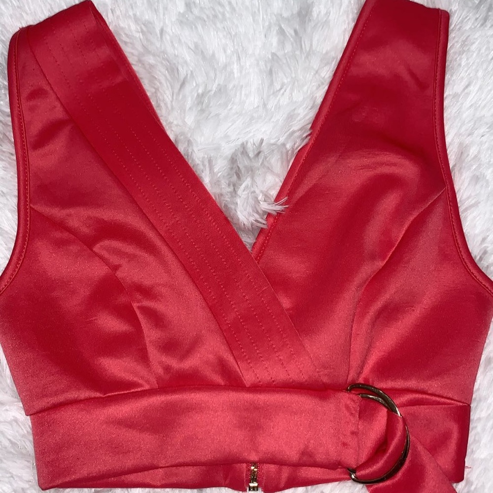 Top - Picture 3 of 3